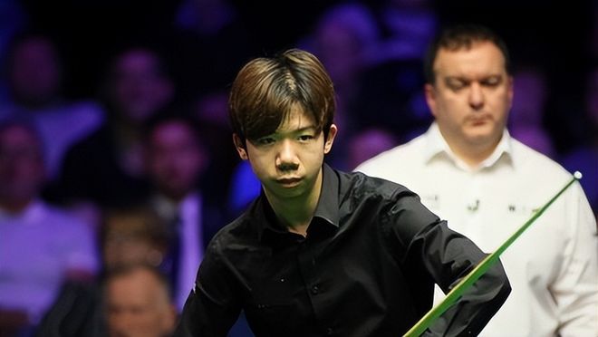 转会市场的 转会市场的